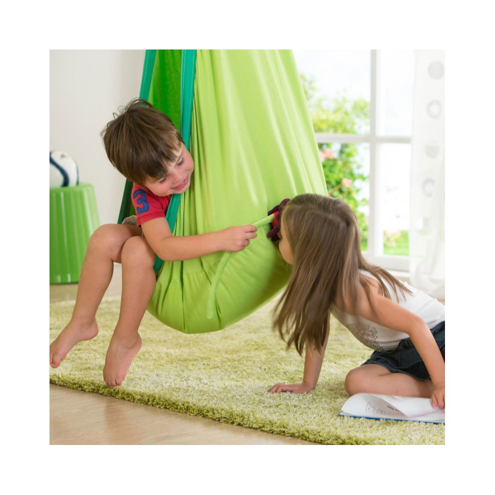 Hamac nid vert pour enfant, à suspendre – En vente sur Pouf-Design