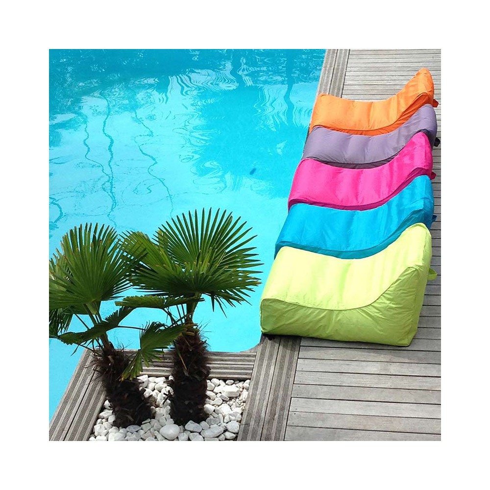 Fauteuil bleu turquoise flottant pour piscine en vente sur PoufDesign