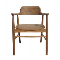 Chaise solide en bois