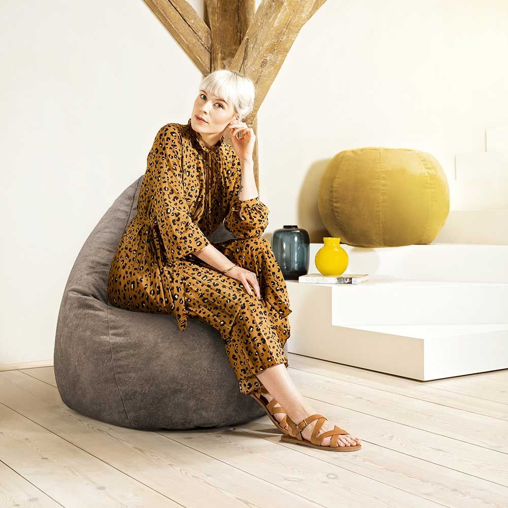 Pouf beanbag deals