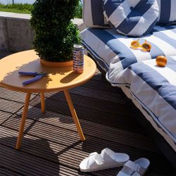 Table jaune pour balcon