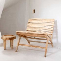 Chaise deco en teck pour intérieur