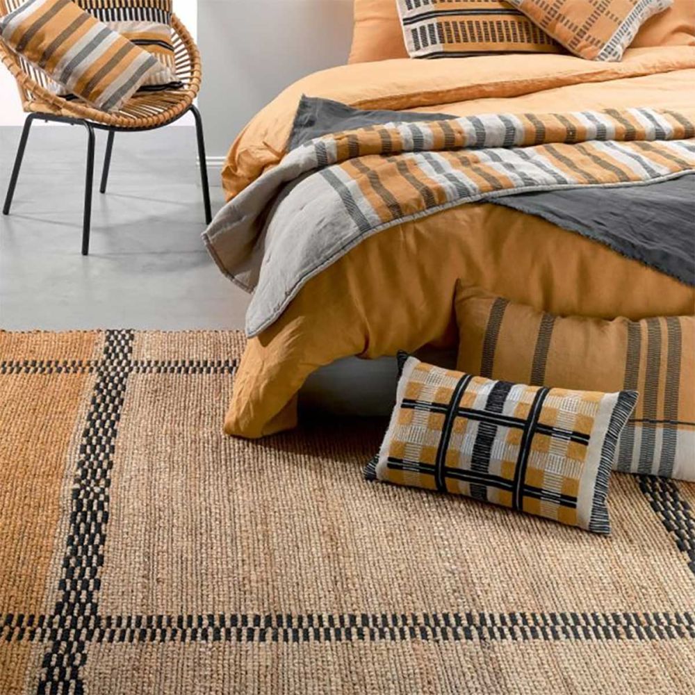 Grand tapis en jute jaune ocre et naturel