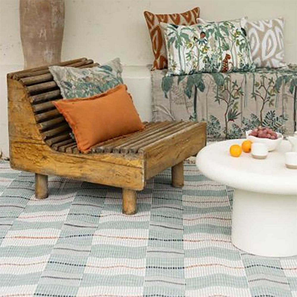 tapis vert et beige à carreaux pour terrasse tapis vert et beige à carreaux pour terrasse
