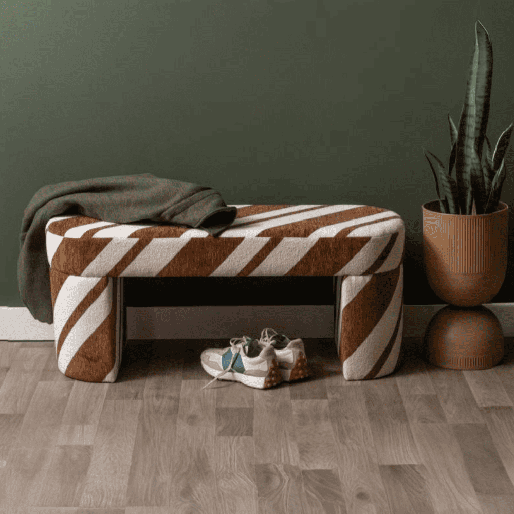 banc d'intérieur marron rayé