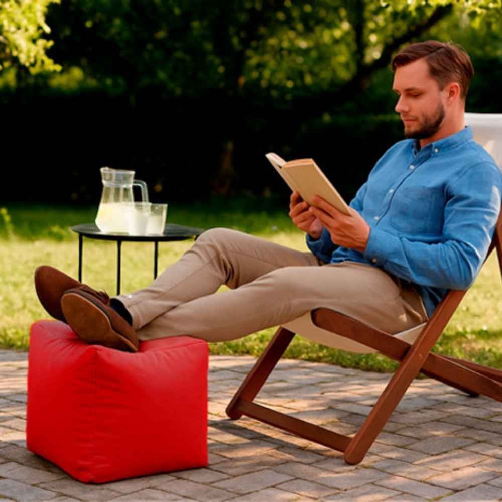 Pouf rouge carré